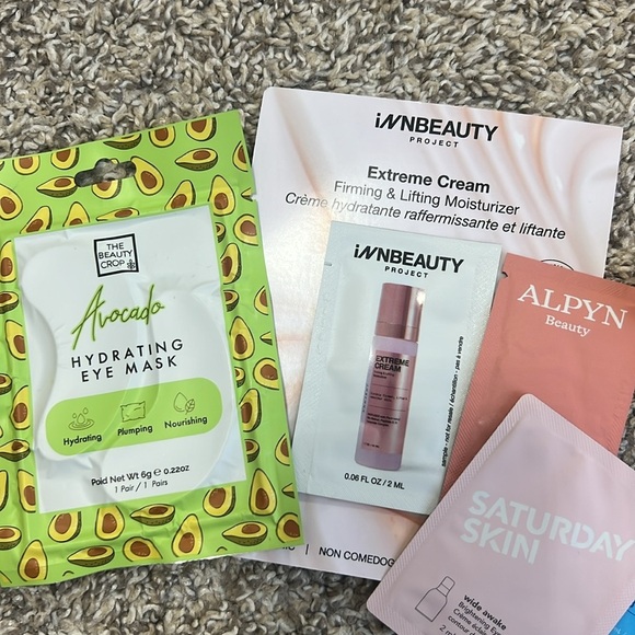 Assorted Sephora Goodies - Picture 3 of 8